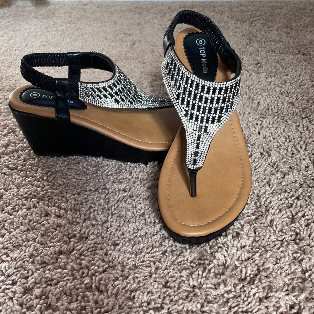 Wedge sandals with rhinestones